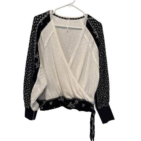 Free People Auxton Thermal Waffle Knit Wrap Top Medium Colorblock Floral Boho - Picture 3 of 10